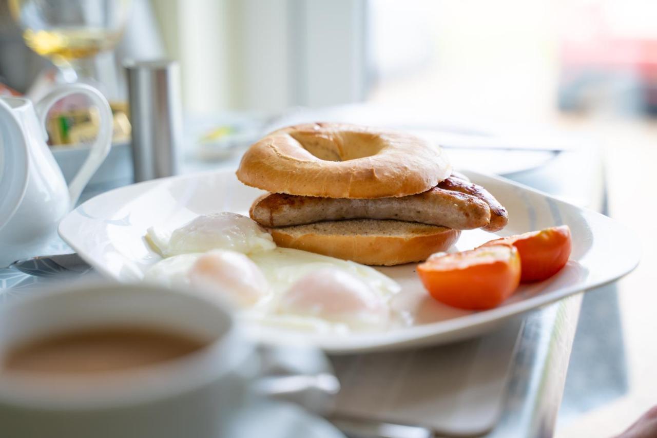 Rest A While Bed & Breakfast Бушмилс Екстериор снимка